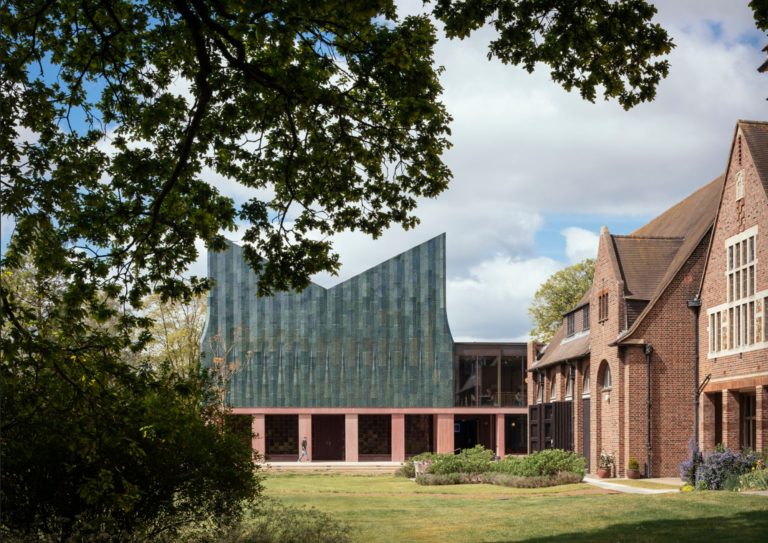 University of Cambridge’s ‘Homerton College Dining Hall’ is the UK’s best new timber building