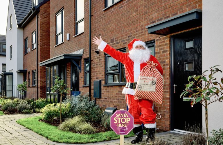 National housebuilder completes Santa signposting initiative