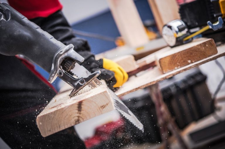 From Drills to Saws: A Comprehensive Guide to Power Tools in Australia