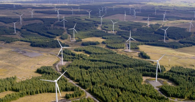 ‘Unfit’ planning system means a 4,700-year wait for onshore wind needed for energy security, warns report