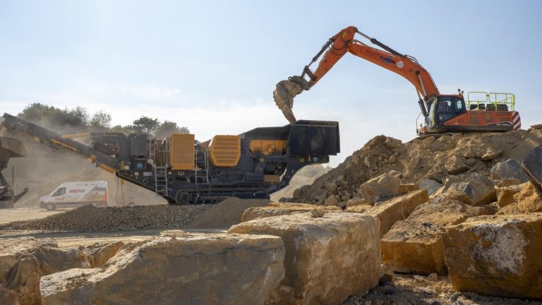Finning urges industrial OEMs to up engine efficiency with connectivity tech
