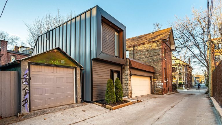 How Building a Laneway Home/Garden Suites Can Boost Your Rental Income