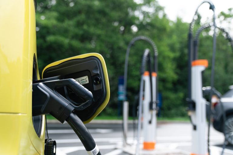 Commercial landlord market study confirms that providing EV charging increases customer footfall, retains tenants and increases site dwell times