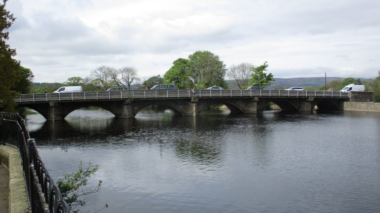 New footbridge to be built in Otley after public safety concerns raised over pedestrian crossing