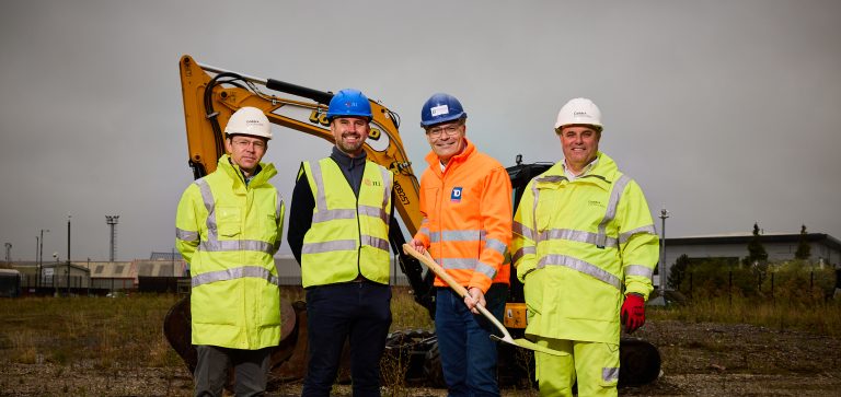 Caddick starts on site at Trafford Park’s new distribution facility