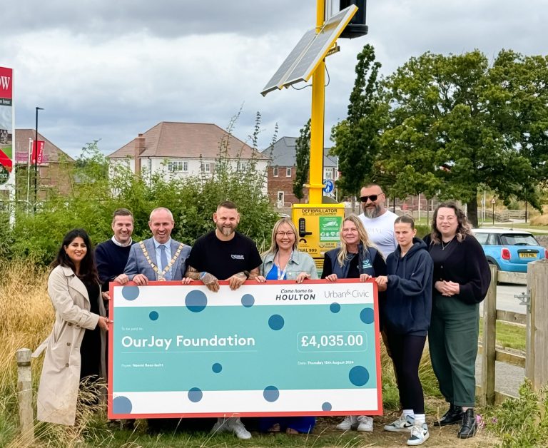 First wind and solar-powered defib installed on UK housing site through developer/charity partnership