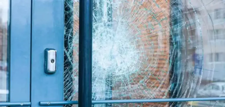 From Fragile to Fortified: Expert Tips on Finding the Right Emergency Glass Replacement and Window Fixing Services