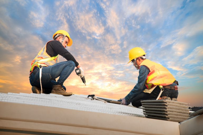 Essential Steps for Inspecting Your Commercial Roof Before Winter