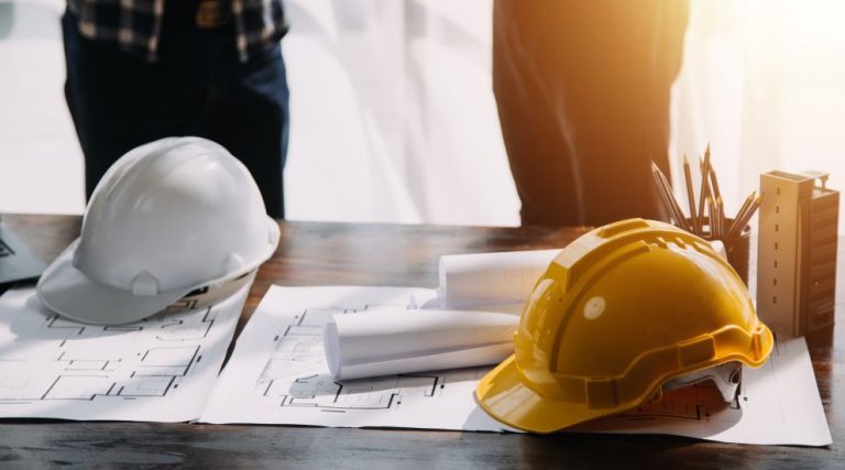 Over 2.6% of Construction Firms in the UK failed this year, the fifth sector with the highest percentage of failing businesses.