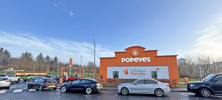 First look at Popeyes® East Kilbride as launch day queues form for the famous Louisiana chicken