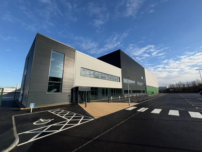 Glencar announces the completion of two prime industrial and logistics units totalling 221,685 sq ft. for Baytree in Leeds