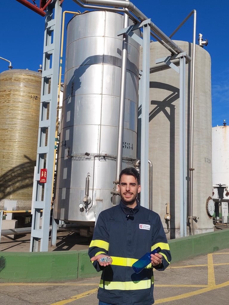 Kingspan meets target to recycle one billion PET bottles per year into its manufacturing processes