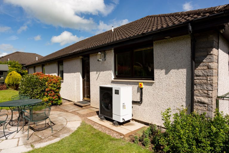 Scottish heat pump rollout falling behind: Urgent action needed, says Federation
