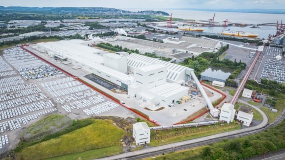 Landmark moment as Etex opens 200 million euros plasterboard manufacturing facility in Bristol