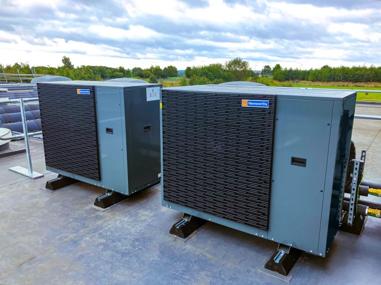 Hamworthy Heating provides Cambridge primary school with new Tyneham heat pump cascade installation