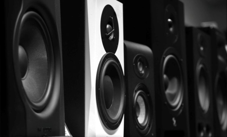 The Subtle Power of Sound: How Audio Design Shapes Leisure Environments and Retail