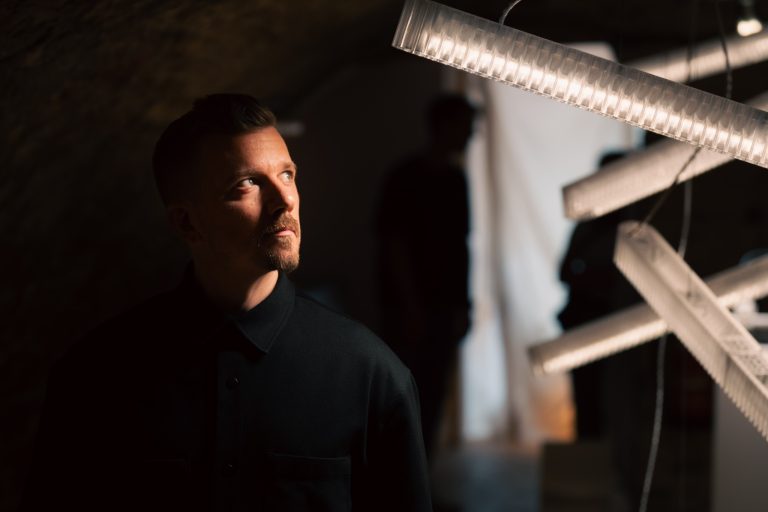 Signify myCreation launches Puzzle, first-of-its-kind linear and modular lighting for the workplace