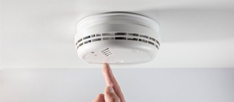 Smoke Alarm Neglect Could Leave Homeowners Out of Pocket