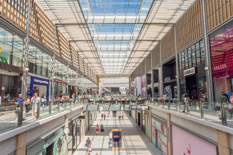 Landsec Switches Strategy with £1bn Move into Retail