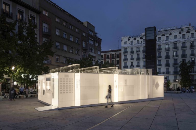 Temporary Pop-ups and Modular Venues for Urban Activation
