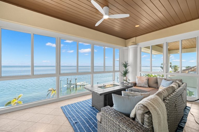 Designing Light-Filled Living Spaces: How Lifestyle Remodeling Is Shaping the Future of Tampa Sunrooms