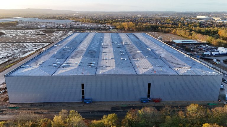 McLaren Construction reaches fast-track milestones at Panattoni Park Swindon