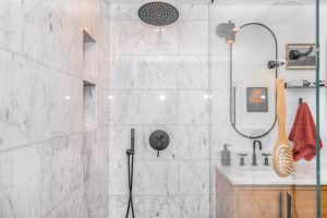 Choosing the Right Shower Tray Sizes for Your Bathroom