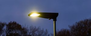 Signify’s solar hybrid lighting brings new energy and increased safety to Edinburgh’s parks