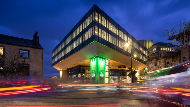 Wates Smartspace completes Lloyds headquarters in Halifax