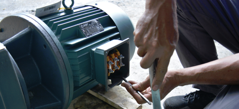 Why Electric Motor Repair Matters for Modern Contractors