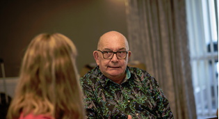 Long-serving Accent tenant recognised for transforming customer voice in housing