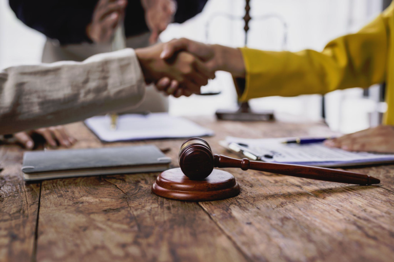 When Business Leaders Need a Criminal Defense Attorney