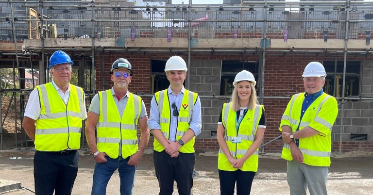 VIVID welcomes NFDC members to New Milton affordable homes scheme