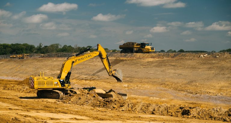 Green light for capital projects secures investment in 28 new Cat® machines from Finning