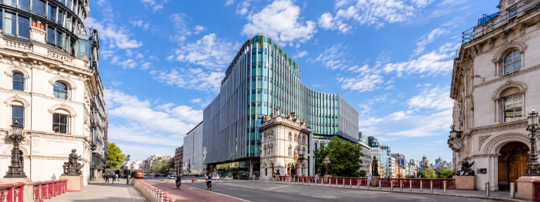 PLP Architecture completes Holborn Viaduct, a best-in-class, net-zero London HQ for Hogan Lovells