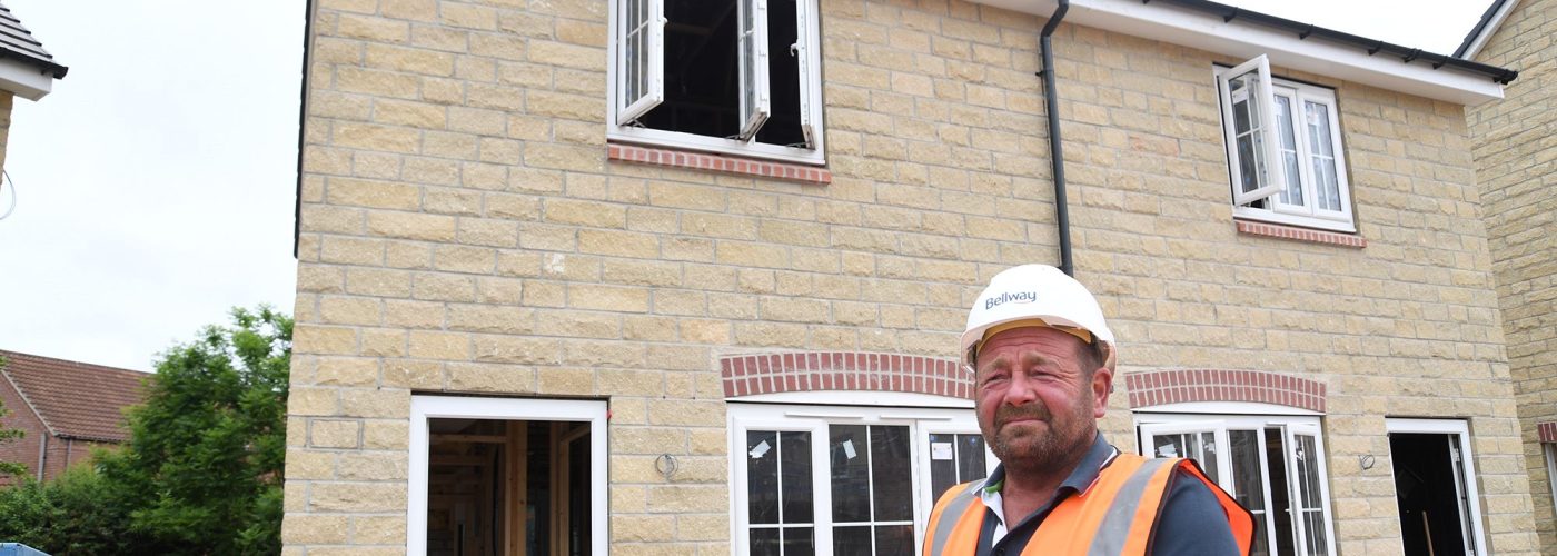 Bricklayer with 30 years’ experience gives glowing report on build quality of his new Bellway home in Worksop
