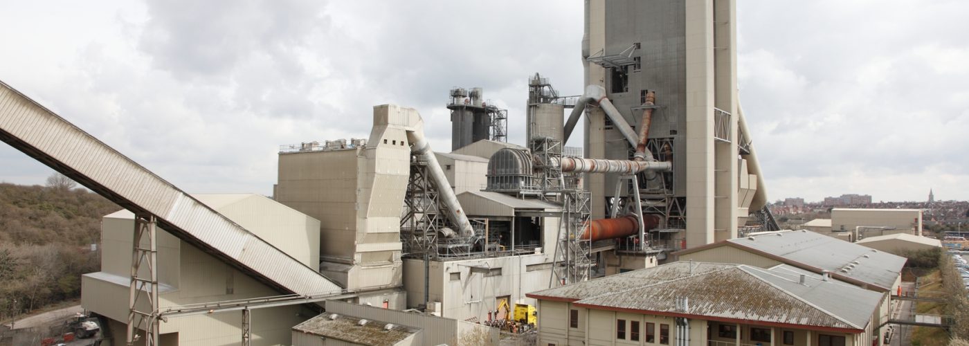 CEMEX Prepares Major Investment to Packing Line
