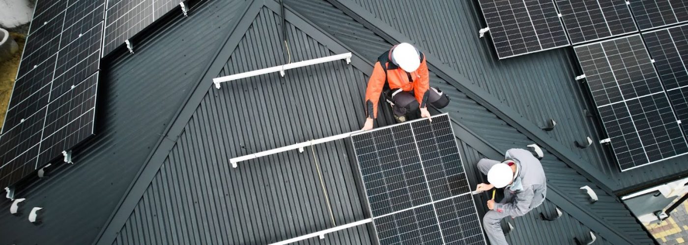 Green skills surge as low-carbon tech rewires UK homes and careers