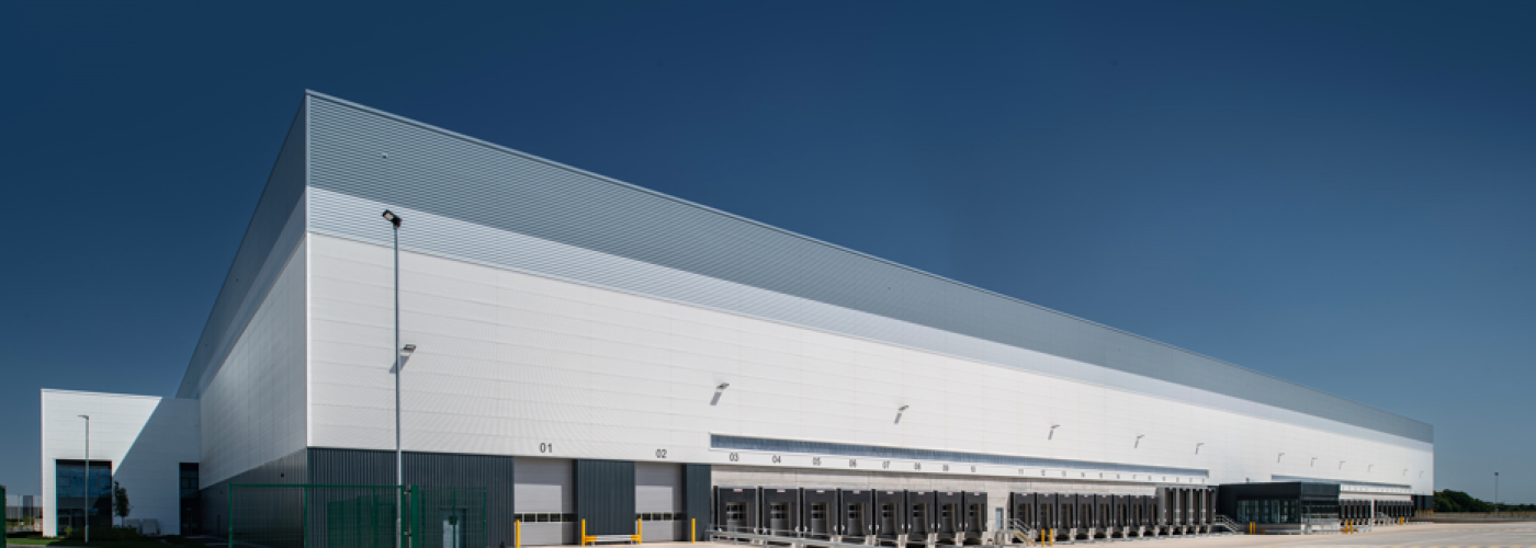 McLaren Construction celebrates completion of major industrial and logistics development at Omega West