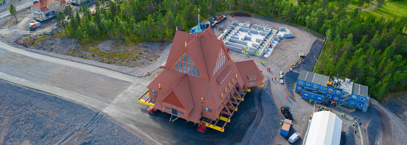 Mammoet successfully relocates historic Kiruna Church in one piece