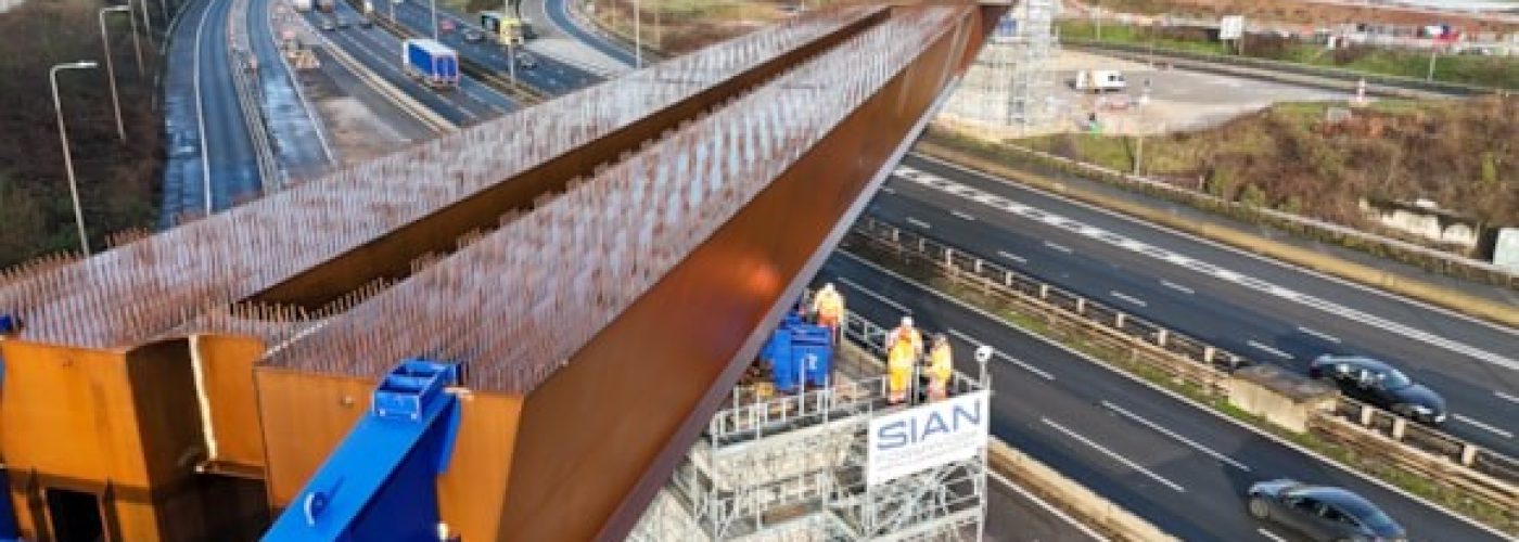 HS2 cuts traffic delays with innovative M6 bridge slide