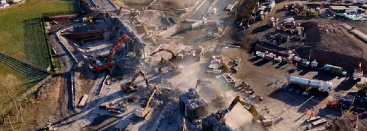 Impressive time-lapse released of weekend railway bridge demolition over M6